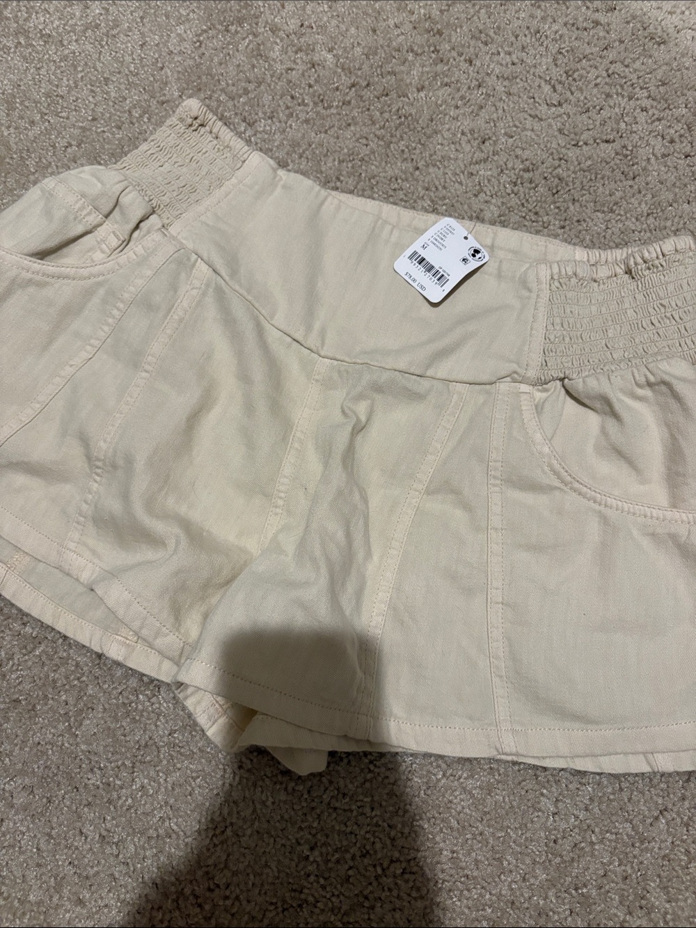 Women’s Cream Luna Elastic-Waist Shorts